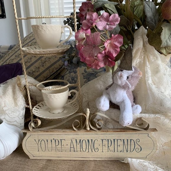 Meet your Posher, Jackie - Picture 2 of 2